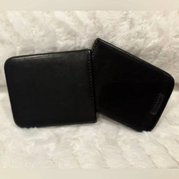 Coach Vintage Black Leather Card Holder - Picture 5 of 9